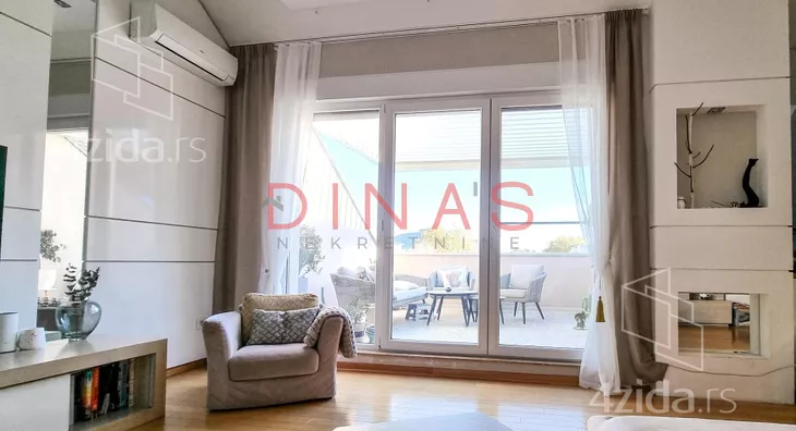 Petosoban stan | 4zida