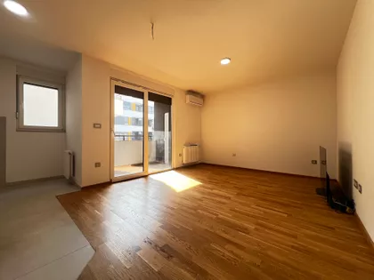 Jerneja Kopitara 39A | 4zida.rs