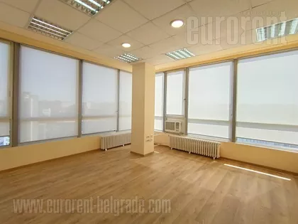 CENTAR | 4zida.rs