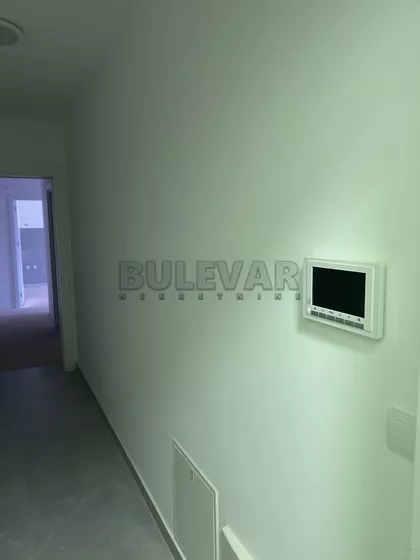 Cara Dušana | 4zida.rs