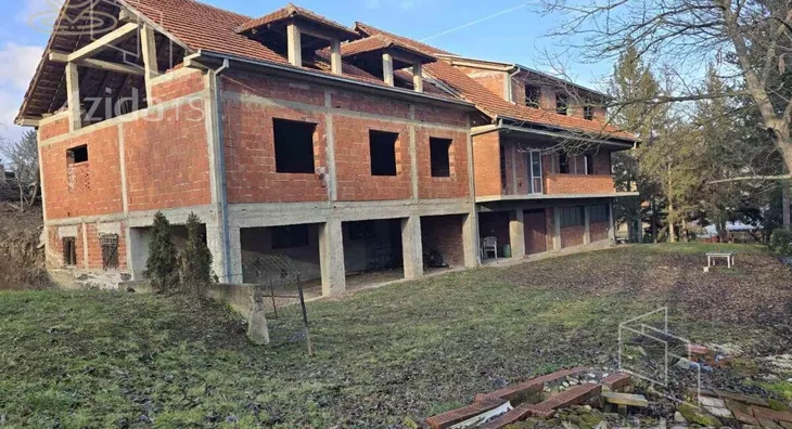 Kuća | 4zida
