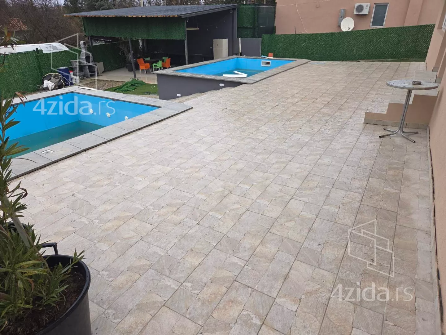 5-etažna kuća | 4zida