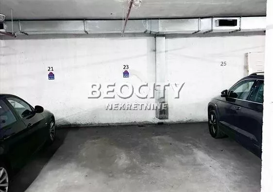 Garaža/Parking | 4zida