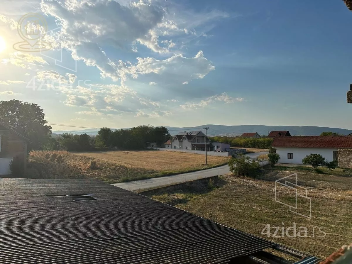 Plac | 4zida