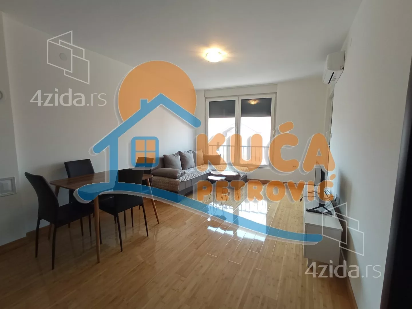 Jednoiposoban stan | 4zida
