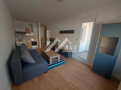 Heroja Pinkija | 4zida.rs