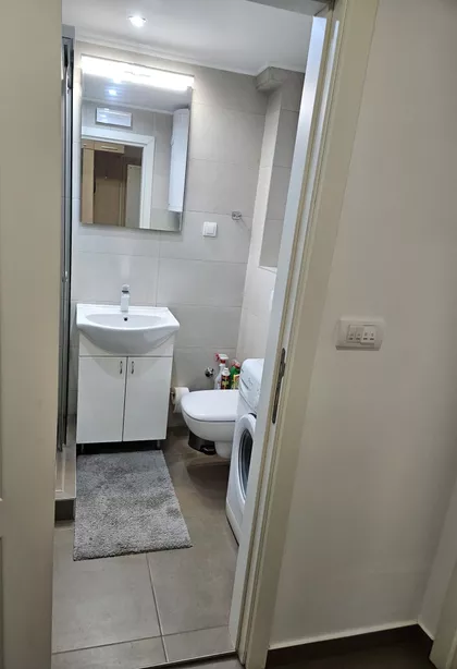 Petra Jovanovića 7 | 4zida.rs