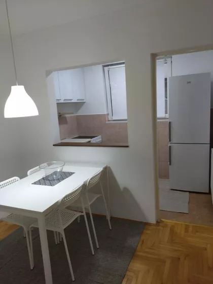 Crveni Krst | 4zida.rs