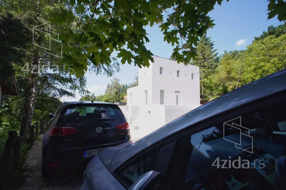 Kuća | 4zida
