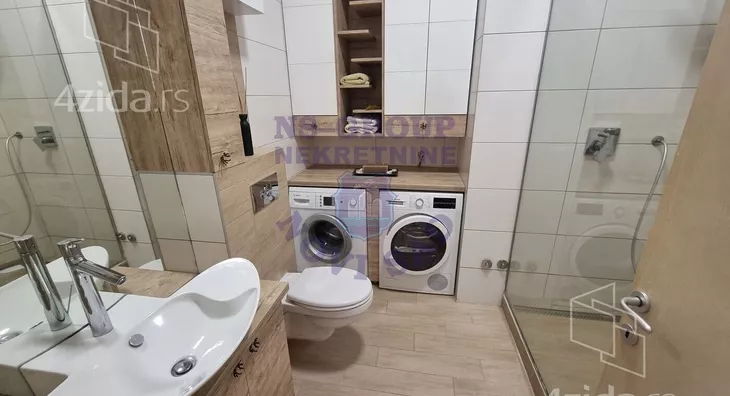 Petosoban stan | 4zida