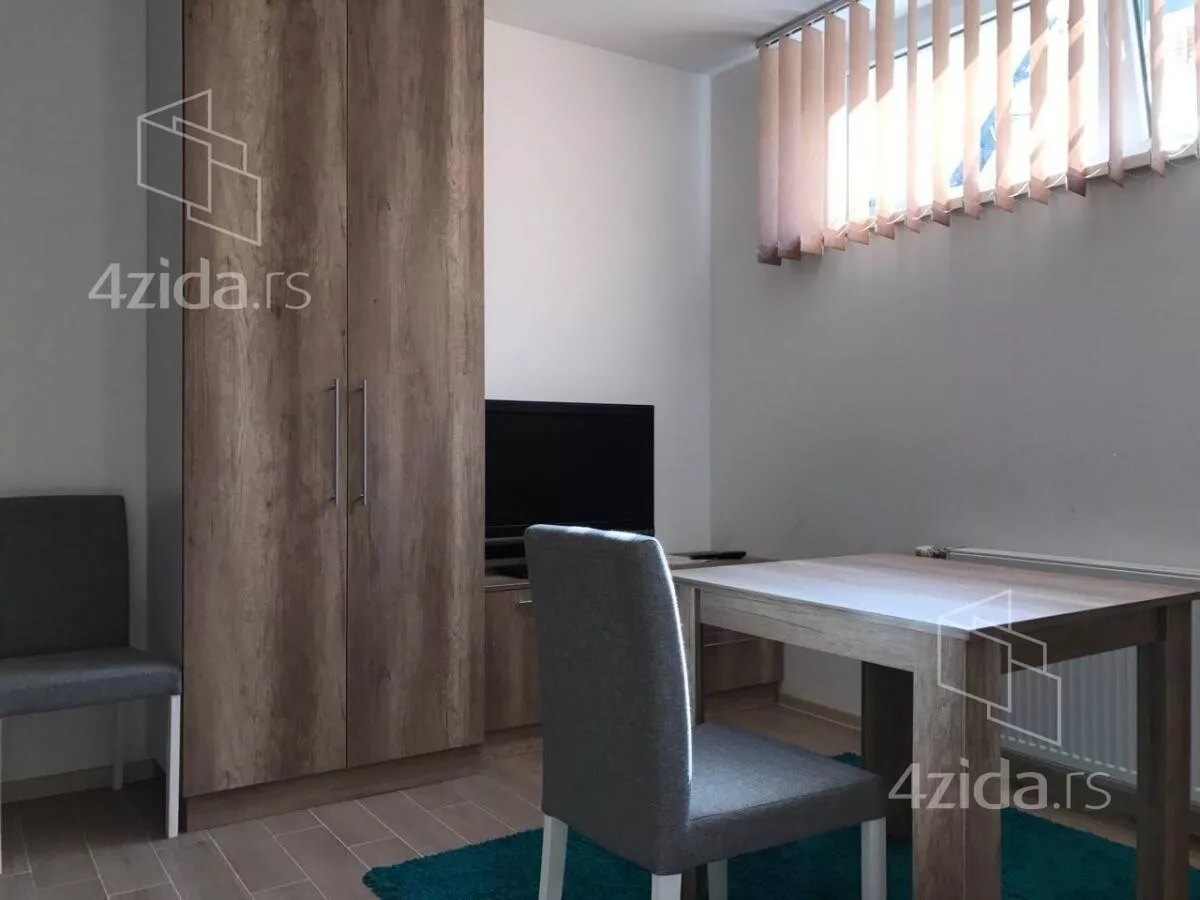 Garsonjera | 4zida