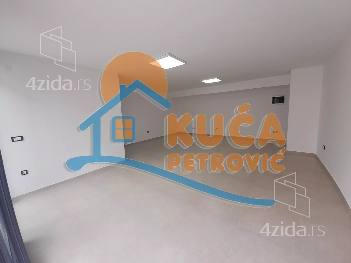Lokal | 4zida