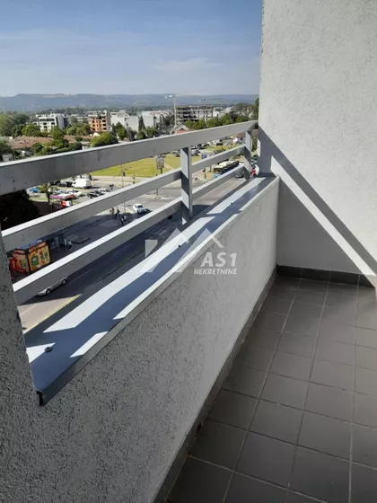 Bulevar Cara Lazara | 4zida.rs