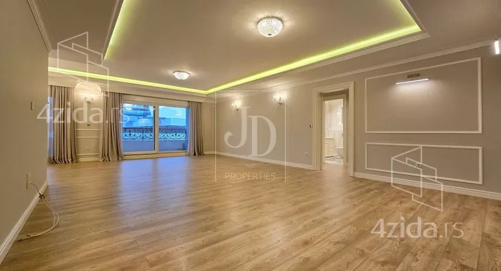 Petosoban stan | 4zida