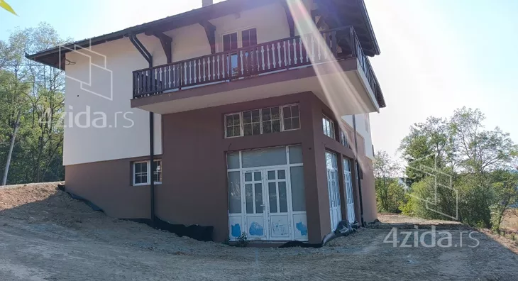 4-etažna kuća | 4zida