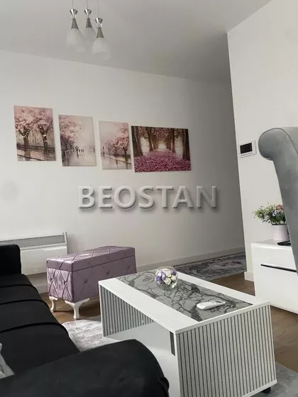 Vojvođanska | 4zida.rs