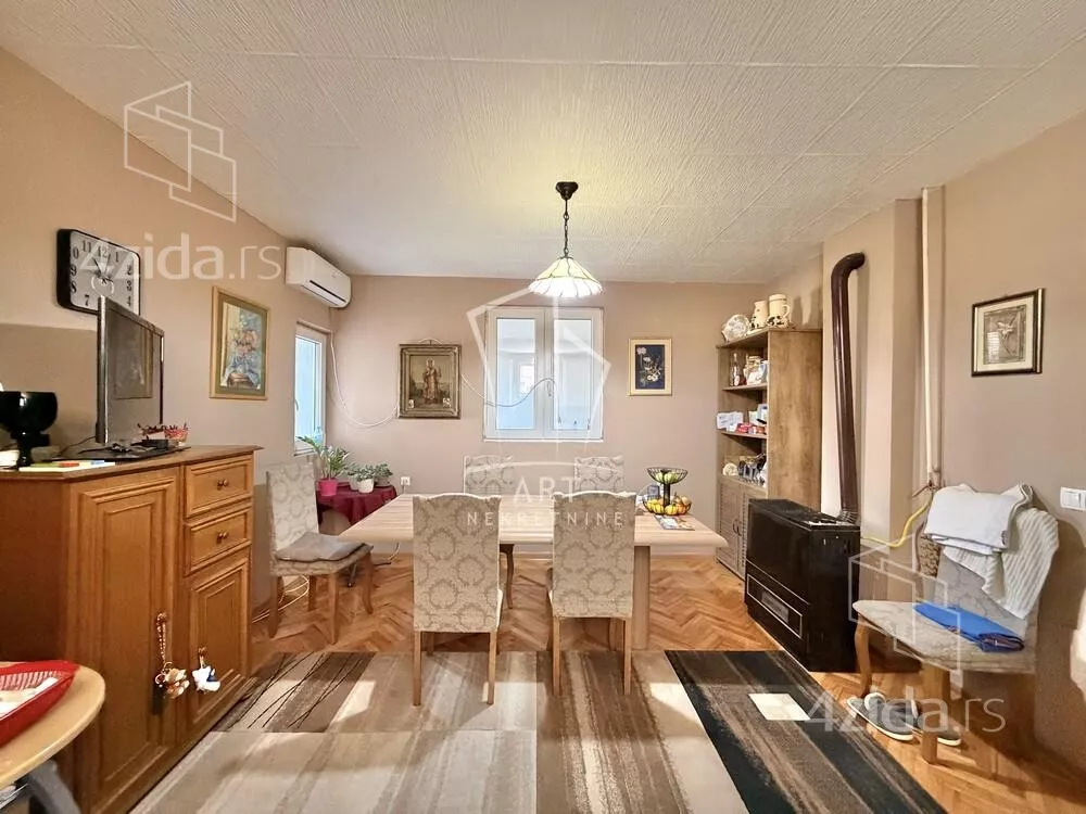 3-etažna kuća | 4zida