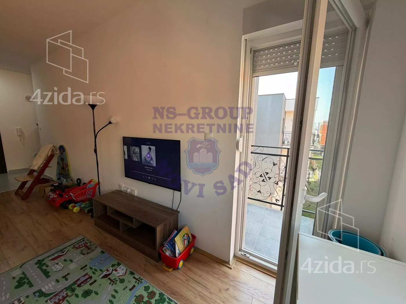 Troiposoban stan | 4zida