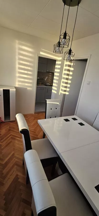 Pantelej | 4zida.rs