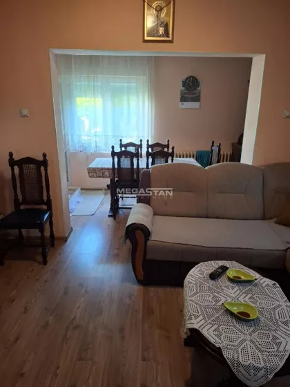 Sremskih partizana | 4zida.rs