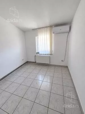 Коммерческое помещение · 218 m² · Zrenjanin