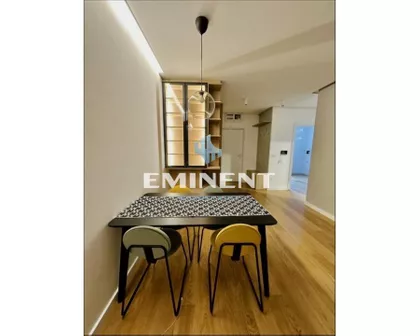 Gospodara Vučića | 4zida.rs