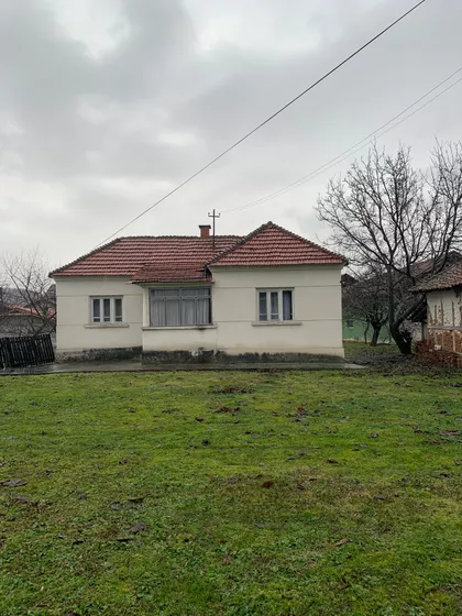 Raševica | 4zida.rs