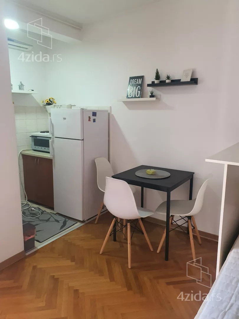 Garsonjera | 4zida