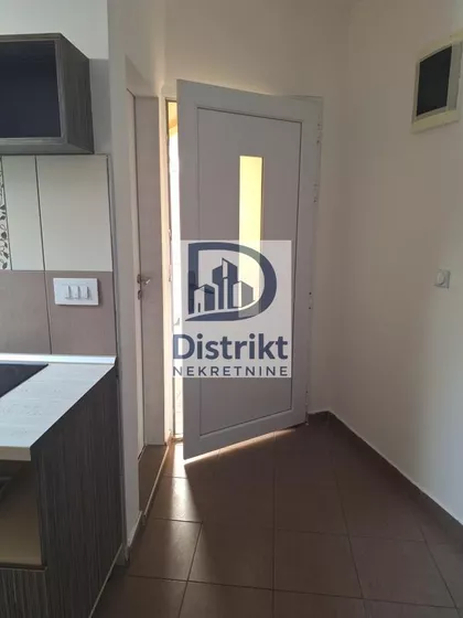 Autobuska Stanica | 4zida.rs