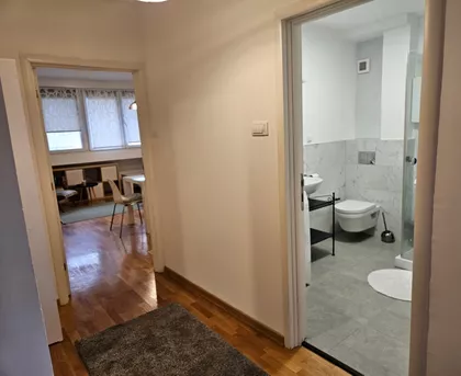 Cetinjska | 4zida.rs