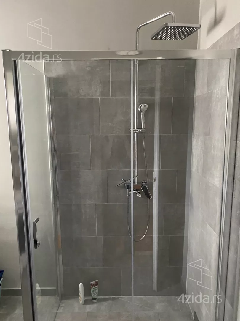 Četvoroiposoban stan | 4zida