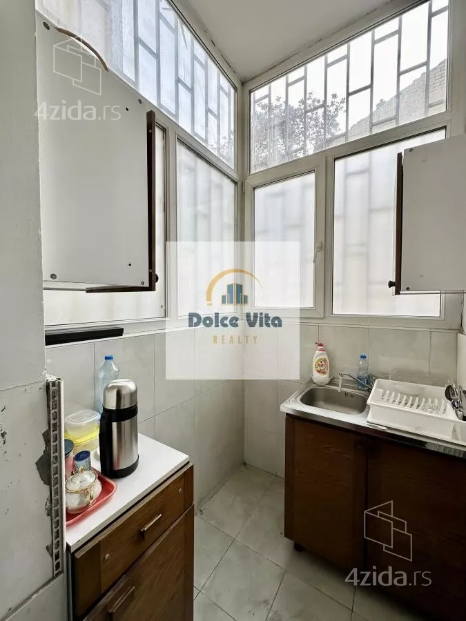 Četvoroiposoban stan | 4zida