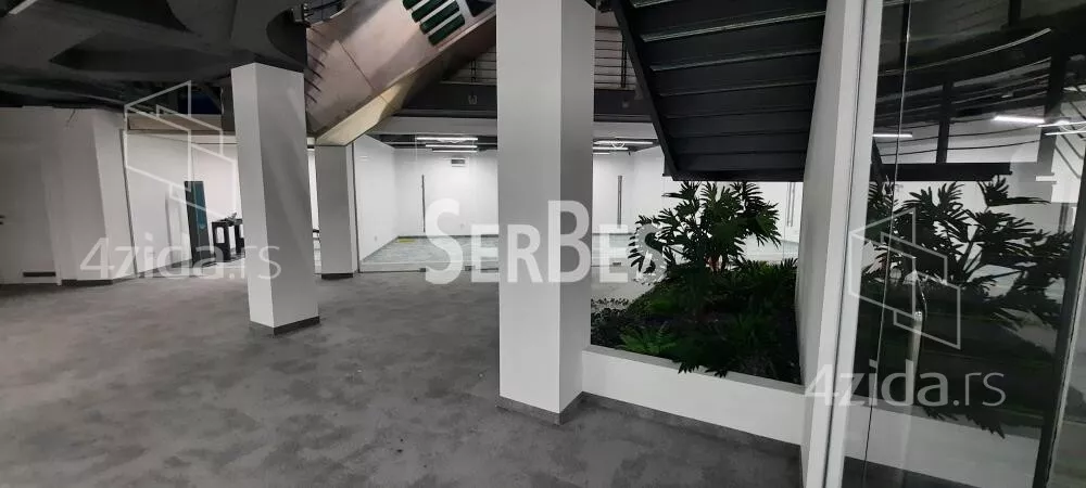 Poslovni prostor | 4zida