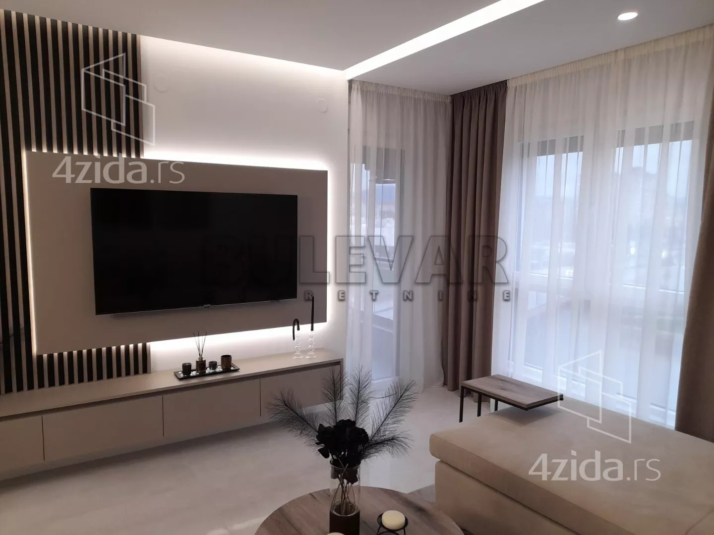 Dvoiposoban stan | 4zida