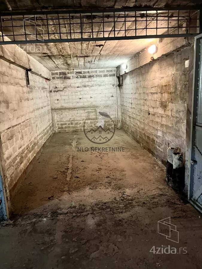 Garaža/Parking | 4zida