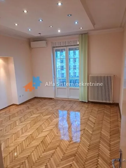 Knez Mihailova | 4zida.rs