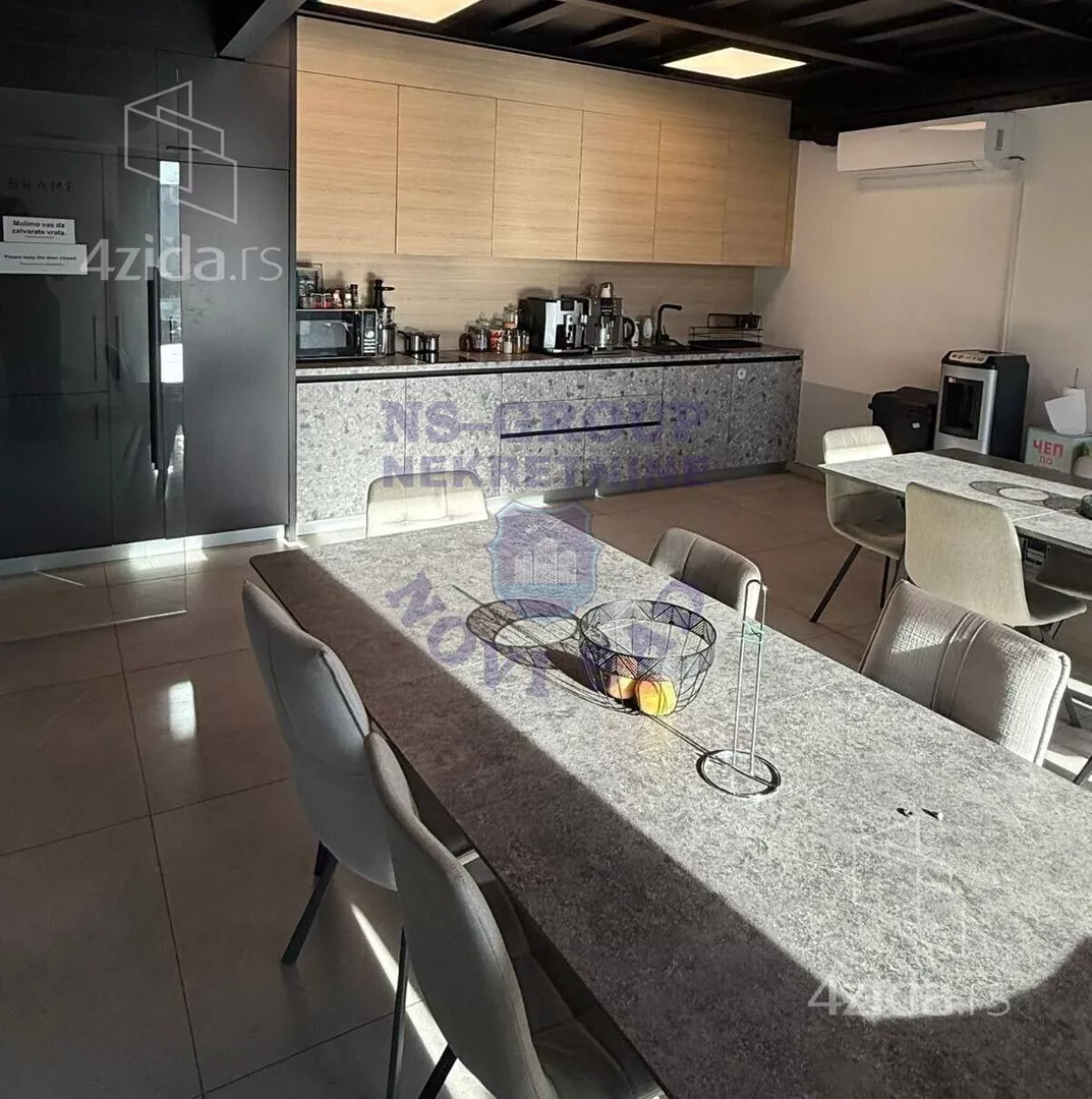 Poslovni prostor | 4zida