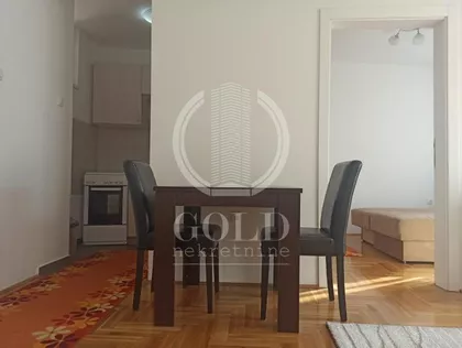 Vuka Karadžića | 4zida.rs