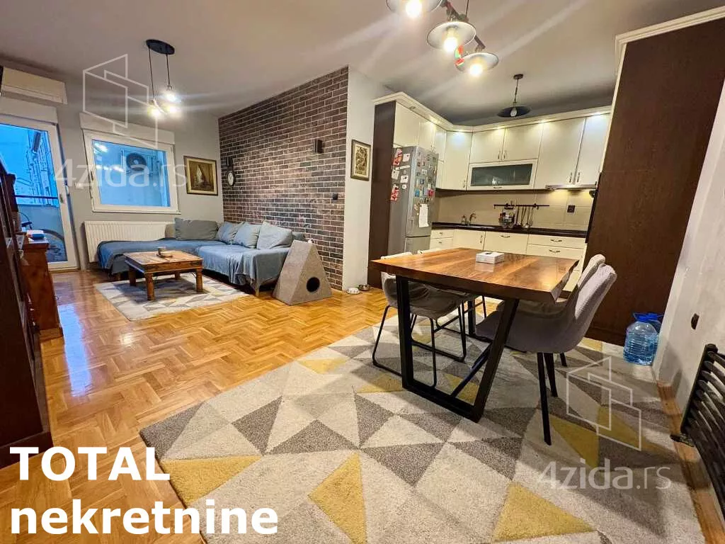 Dvoiposoban stan | 4zida