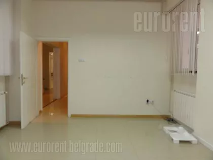 KNEZ MIHAILOVA | 4zida.rs