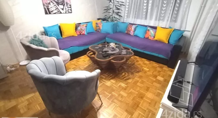 Troiposoban stan | 4zida