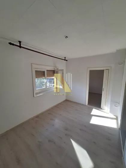 Podbara | 4zida.rs