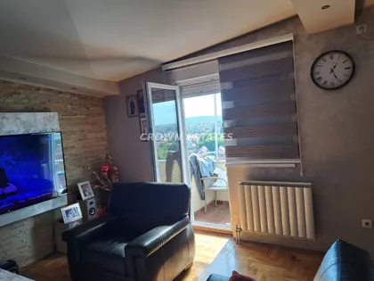 Učitelja Mihailovica | 4zida.rs