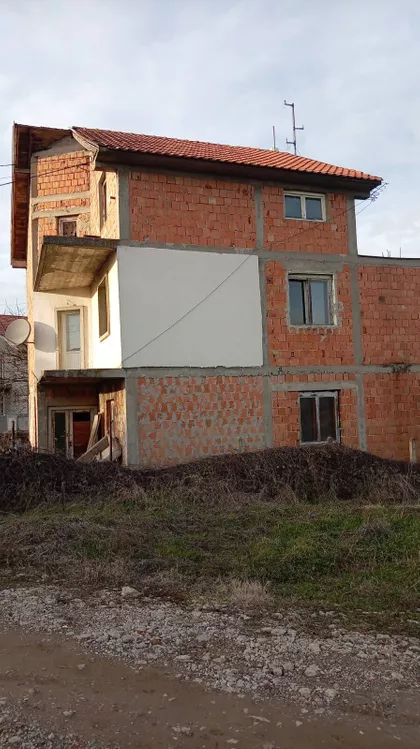 Stražarska Kosa | 4zida.rs