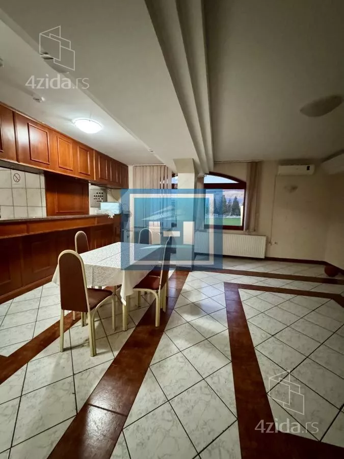 Ugostiteljski objekat | 4zida