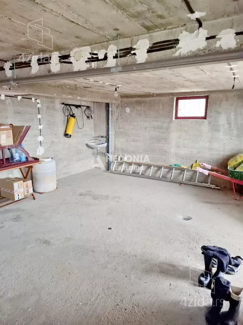 3-etažna kuća | 4zida