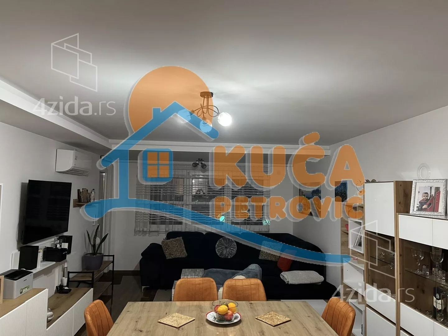 Dvoiposoban stan | 4zida