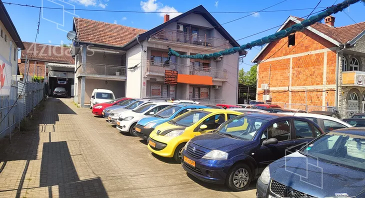 Poslovni prostor | 4zida