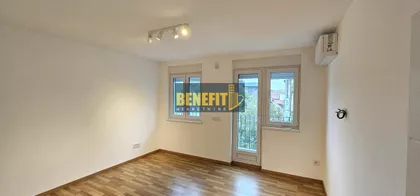 Skupština | 4zida.rs