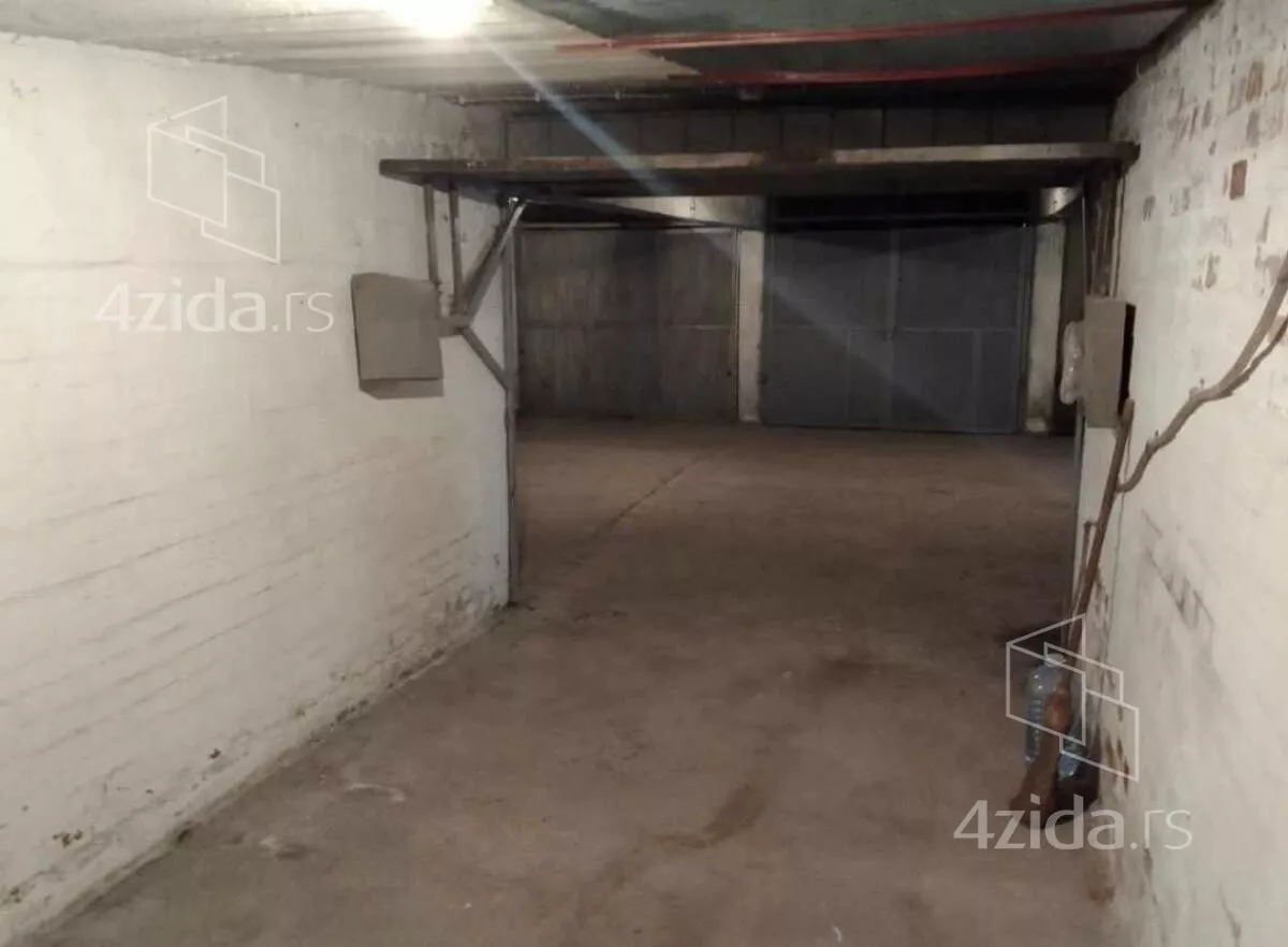 Garaža/Parking | 4zida